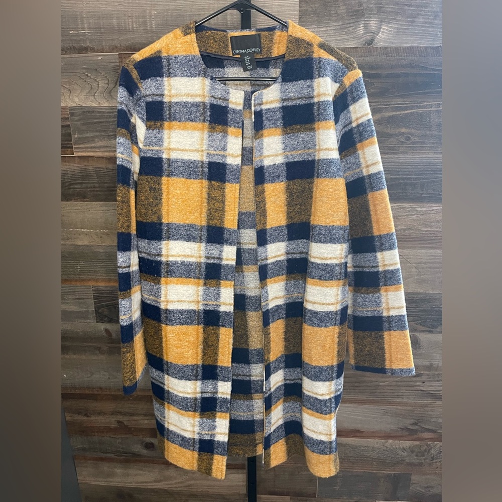 EUC Cynthia Rowley Wool Topper